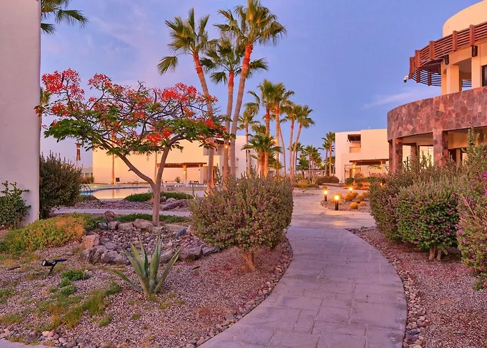 Cabin: Caracoles Homes